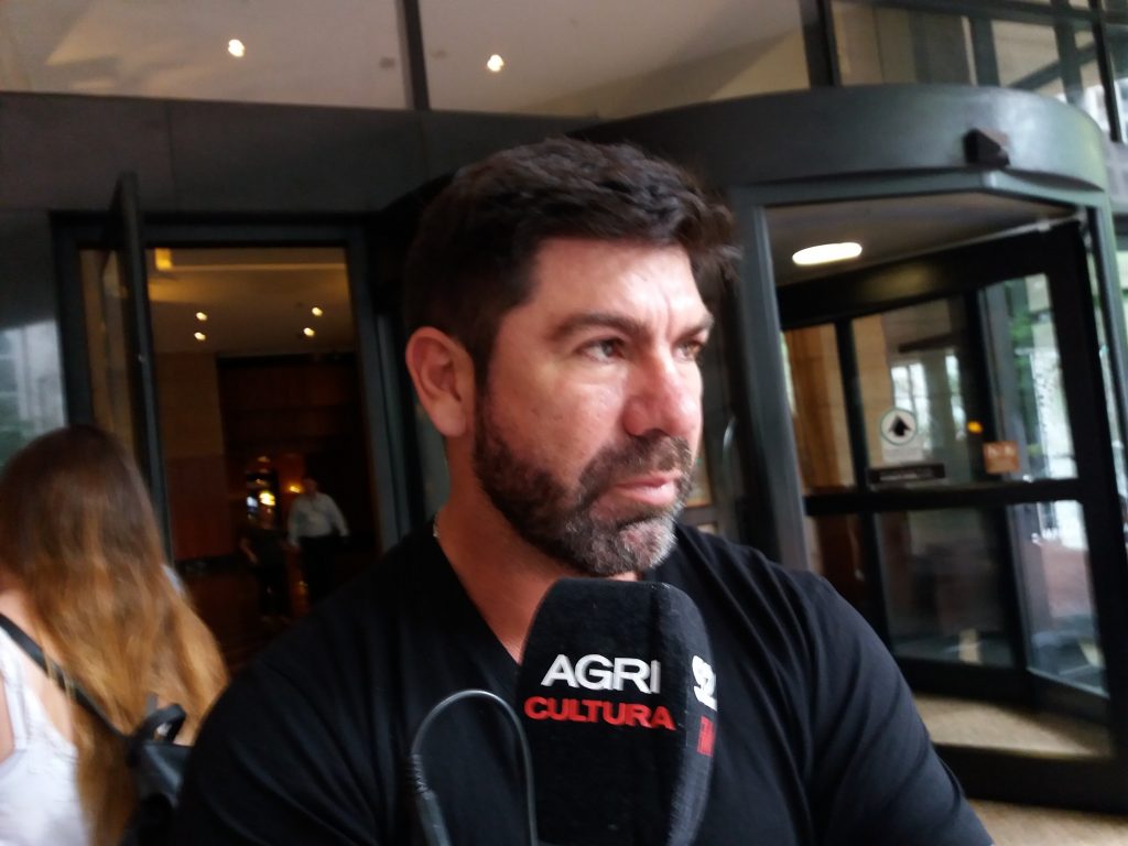 Salas ante ausencias de La Roja: “Duele que no puedan jugar un partido tan importante”