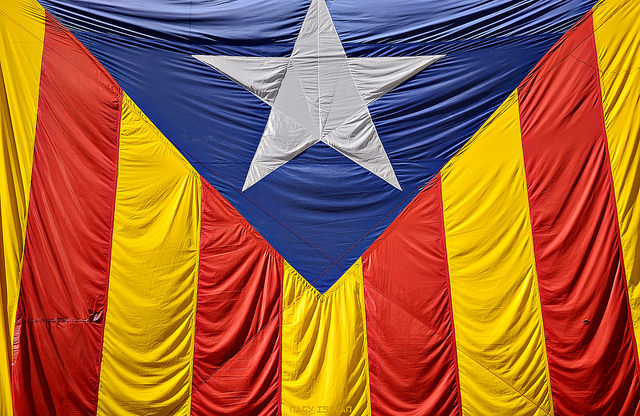 Tribunal Constitucional español declara ilegal el referéndum en Cataluña