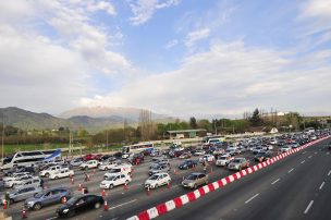 370.000 autos dejarán la capital durante este fin de semana largo