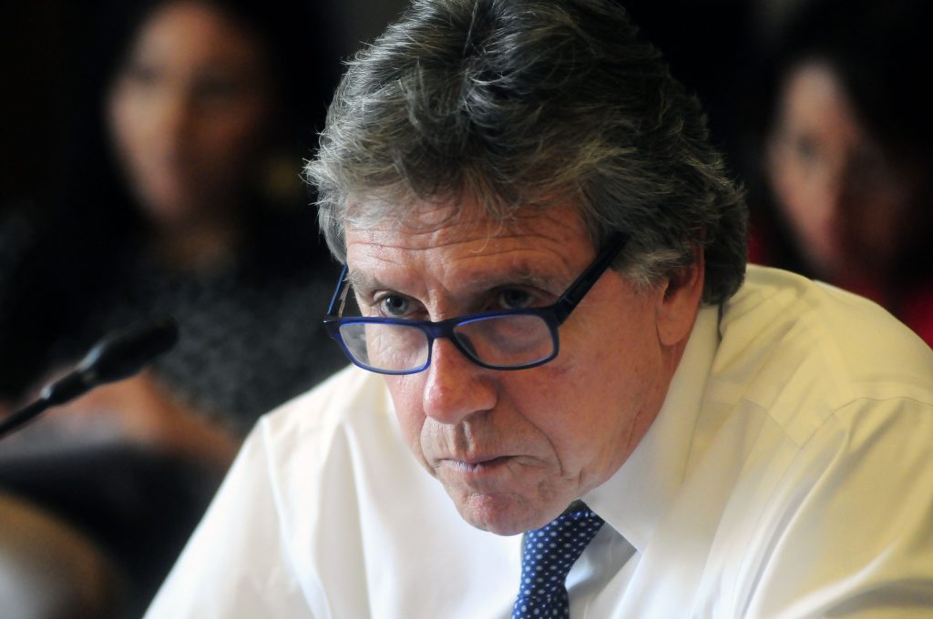 Ministro Espina: “Más temprano que tarde los autores de los atentados van a caer”