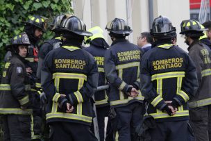 Incendio consume vivienda en Independencia y deja 15 personas damnificadas