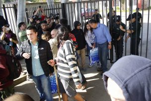 Agreden a periodistas durante liberación de detenidos por Operación Huracán