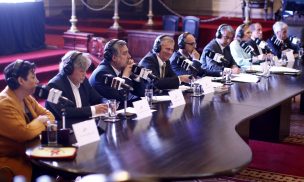 J.A. Kast entregó test de drogas a los demás candidatos