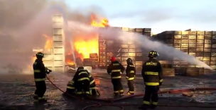 Alarma en Rancagua por incendio en planta de Requínoa