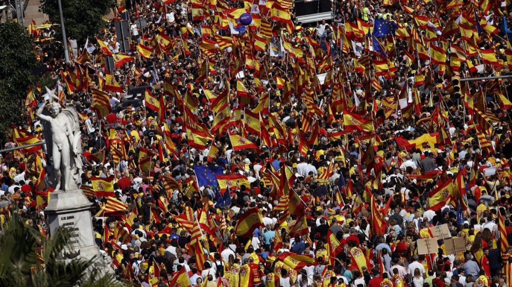 Partidos independentistas en Cataluña proponen reunión en el parlamento para este jueves