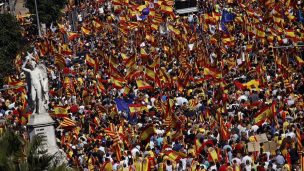 Partidos independentistas en Cataluña proponen reunión en el parlamento para este jueves