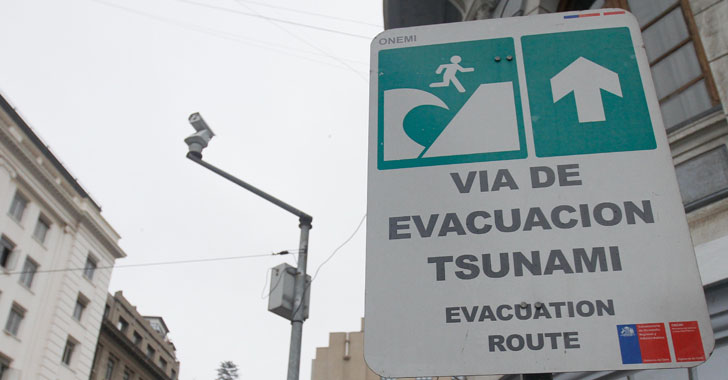 Onemi despidió a operador a cargo del sistema de alertas de tsunami tras error en Antofagasta