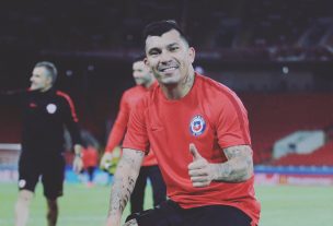 Pitbull Pascuero: Gary Medel envió saludos navideños desde Turquía