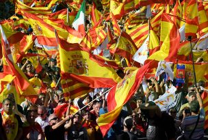 Tribunal Constitucional español anula declaración de independencia de Cataluña