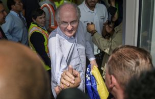 Ledezma viaja desde Colombia a Madrid tras fugarse de Venezuela