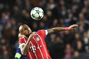 Vidal marca en derrota del Bayern