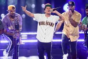 La Tercera denunció a DG Medios de prohibirle cubrir el concierto de Bruno Mars