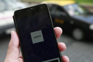 Uber deberá pagar sueldo mínimo y vacaciones a sus conductores en Reino Unido