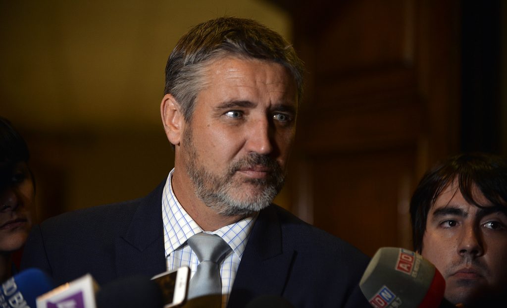 Fulvio Rossi, ex senador del Partido Socialista: “Cometí muchos errores, pero nunca llevé ollas, usé disfraces o hice el ridículo”