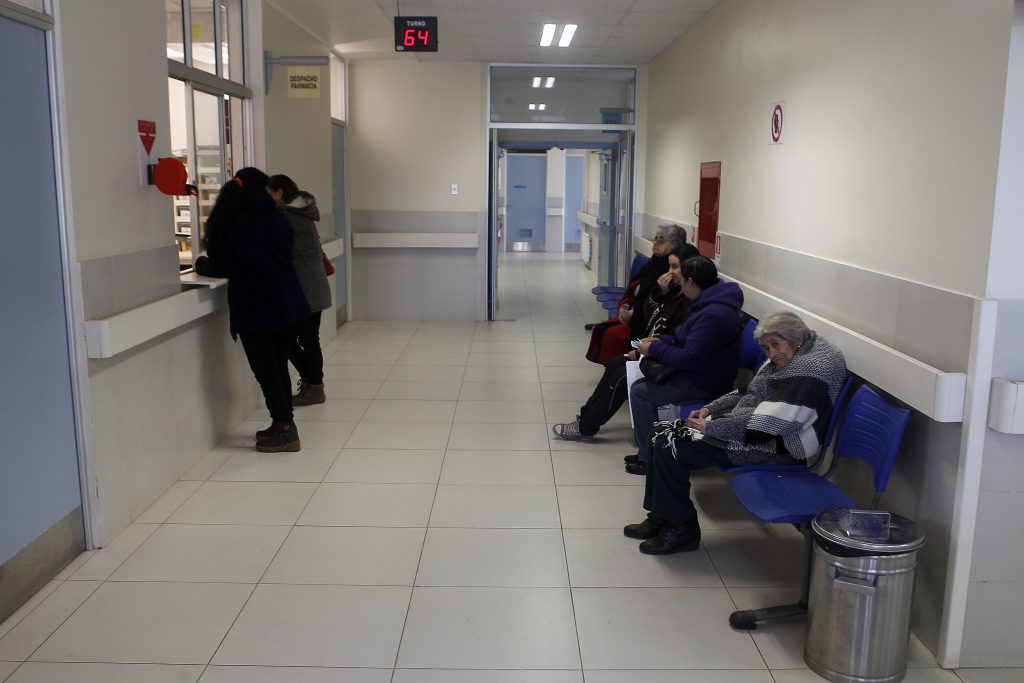 Médico fue golpeada por paciente por “demorarse en atenderla” en región de Los Lagos