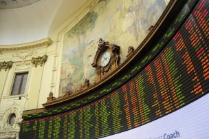 Bolsa de Santiago cierra con alza de 0,82% a cerca de 5.531 puntos