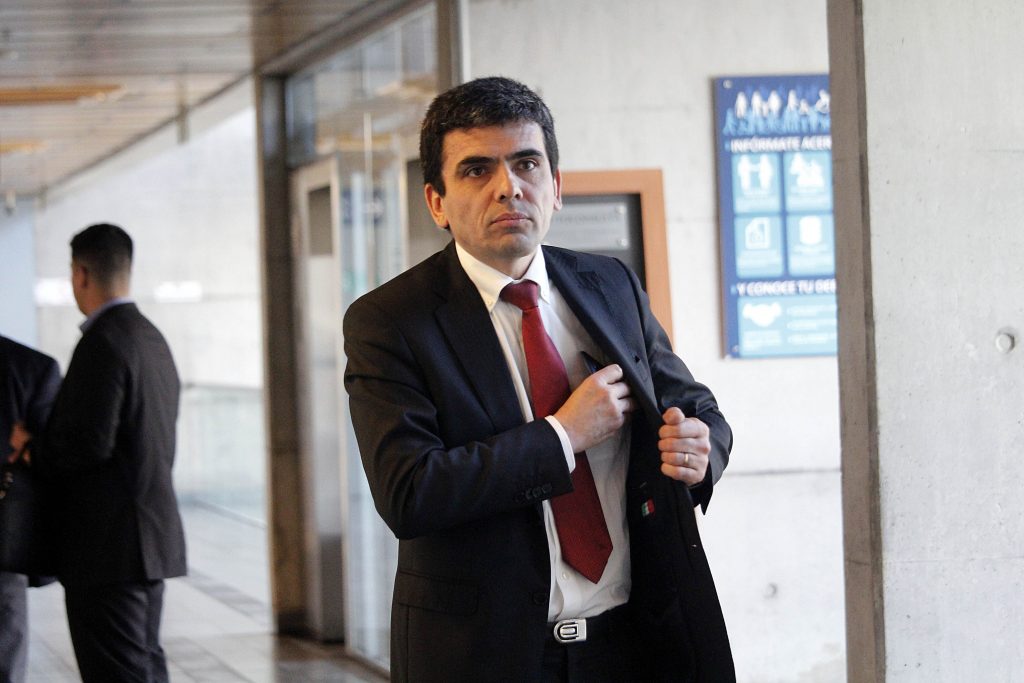 Asaltan domicilio del fiscal Carlos Gajardo