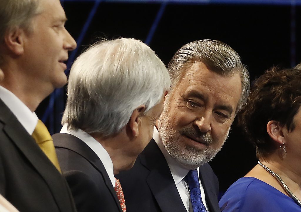 Guillier llama a Piñera a tener “humanidad” por posibles despidos de funcionarios públicos