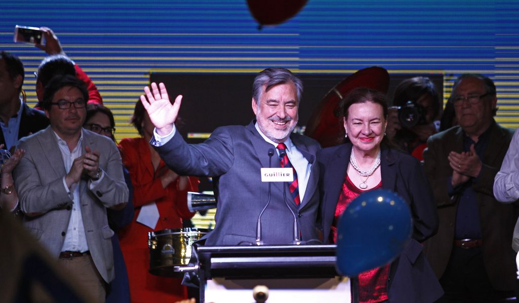 Guillier y su paso a segunda vuelta: “Hoy triunfó el futuro y no el pasado”