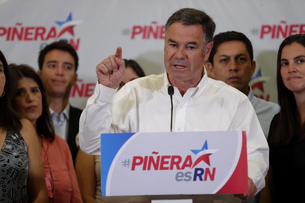 Ossandón sobre apoyo a Piñera: “Le dije que si no cumple los compromisos, tendrá a su peor enemigo”