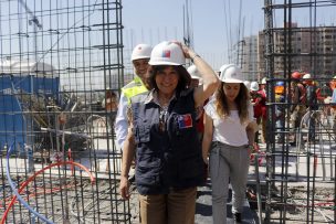 Ministra del Trabajo entregó medidas para prevenir daños por el sol en trabajadores