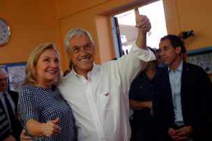 El curioso dedo entintado de Piñera