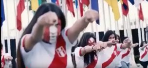 Hinchas peruanos realizaron un extraño Haka para apoyar a su selección