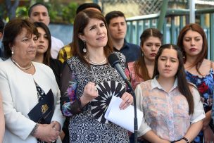 Ministra Narváez: “Lo que siempre vamos a hacer es defender las políticas públicas del Gobierno de la Presidenta Bachelet”