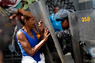 Colombia autoriza envío de unas 50 toneladas de pernil a Venezuela