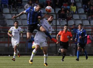 Huachipato enfrenta a Colo-Colo con la intención de aguar la fiesta del Cacique