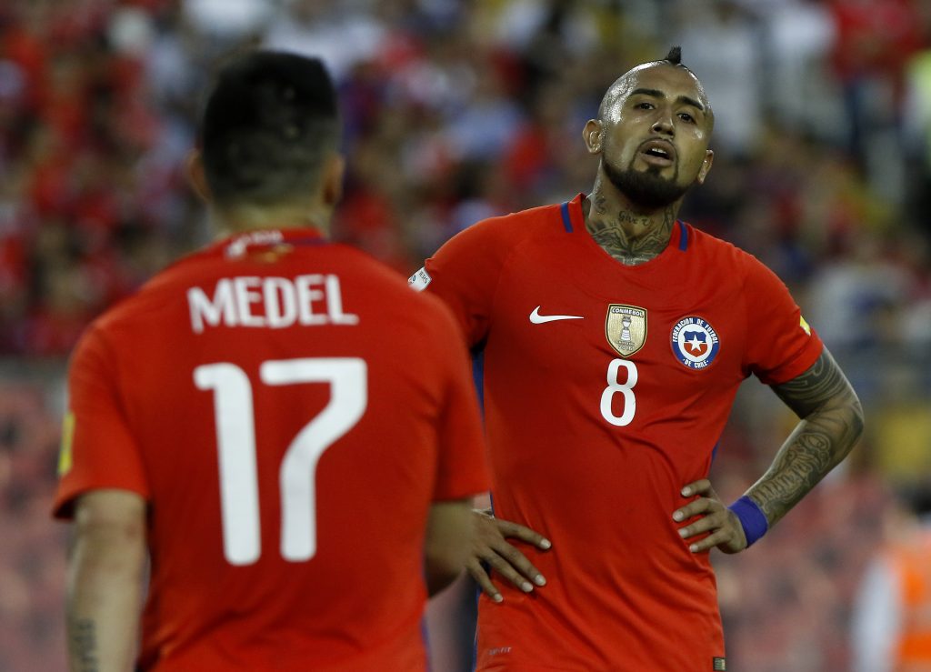 El divertido twit con el que el Bayern “calentó” el duelo entre Medel y Vidal por la Champions League