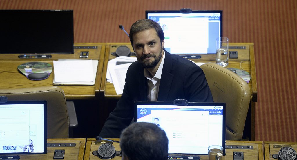Jaime Bellolio: “Queremos que haya un país unido y sin retroexcavadora. Hay varios que van a tener que escoger ahí, principalmente la DC”