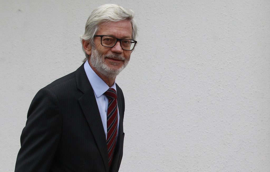 Juan Andrés Fontaine por programas económicos de candidatos: “El programa de Guillier mantiene la misma incertidumbre que los últimos cuatro años”