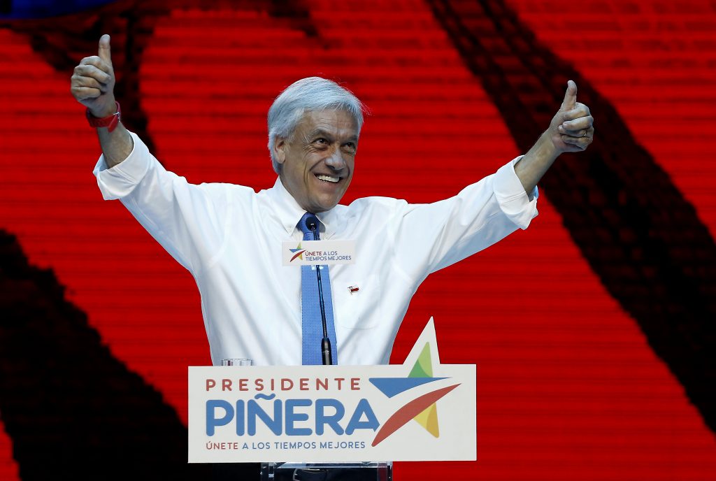 Sebastián Piñera pidió a Alejandro Guillier a dejar atrás el “lado oscuro de la fuerza”