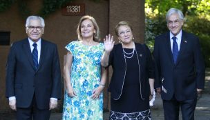 Michelle Bachelet llega a la casa de Sebastián Piñera para el tradicional desayuno tras ser elegido Jefe de Estado