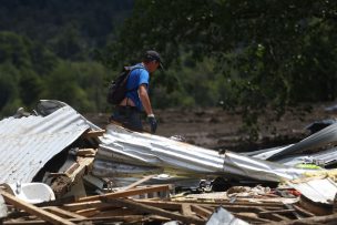 VILLA SANTA LUCIA: Continúan las labores de búsqueda de personas desparecidas tras aluvión