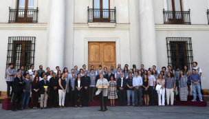 Bachelet se reúne con voluntarios que participarán en la visita del Papa