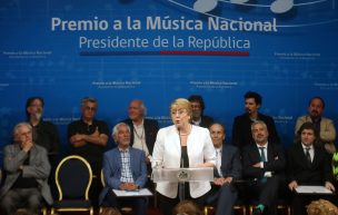 Bachelet entregó premios a la Música Nacional “Presidente de la República” 2017