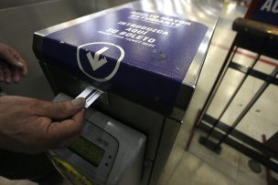 Después de 42 años, desde hoy ya no se vende más el boleto del Metro de Santiago