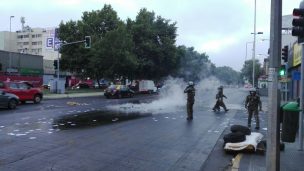 Estudiantes encendieron barricadas en apoyo a la toma de la Universidad Arcis