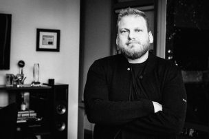 Falleció el hermano del actor Jonah Hill y mánager de Maroon 5