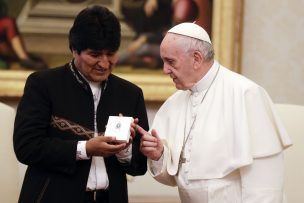 Evo Morales aseguró que el Papa Francisco apoya la demanda marítima