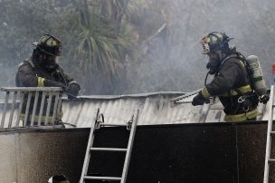 11 vehículos fueron quemados en ataque incendiario en Los Lagos