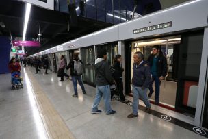 Problemas en L6 en Metro: tren detenido obligó suspensión del servicio