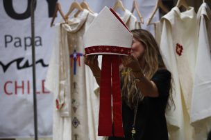 Presentaron los ornamentos litúrgicos y diseños que usará el papa Francisco