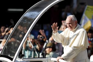 Vocero del Papa: Francisco se reunió con víctimas de abusos por parte de sacerdotes.