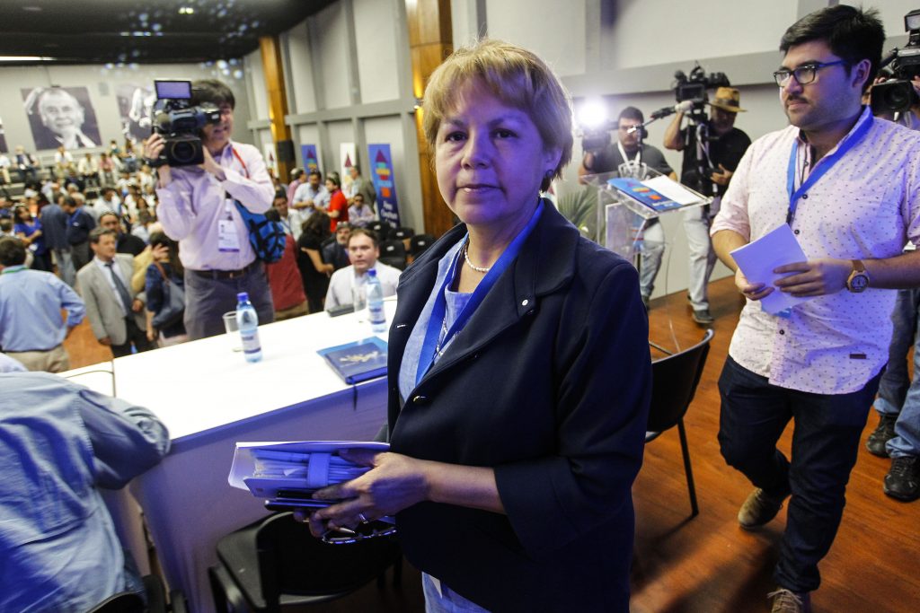 Junta DC: Myriam Verdugo hizo crudo análisis de la crisis y criticó a Guillier