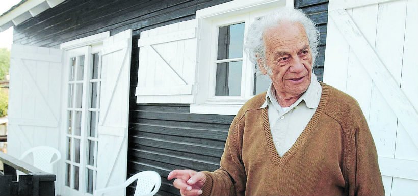 Profesor Naín Nómez sobre Nicanor Parra:  “Produjo grandes cambios en la poética chilena y latinoamericana”