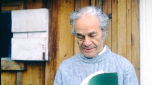 Funeral de Nicanor Parra se realizará esta jornada en Las Cruces