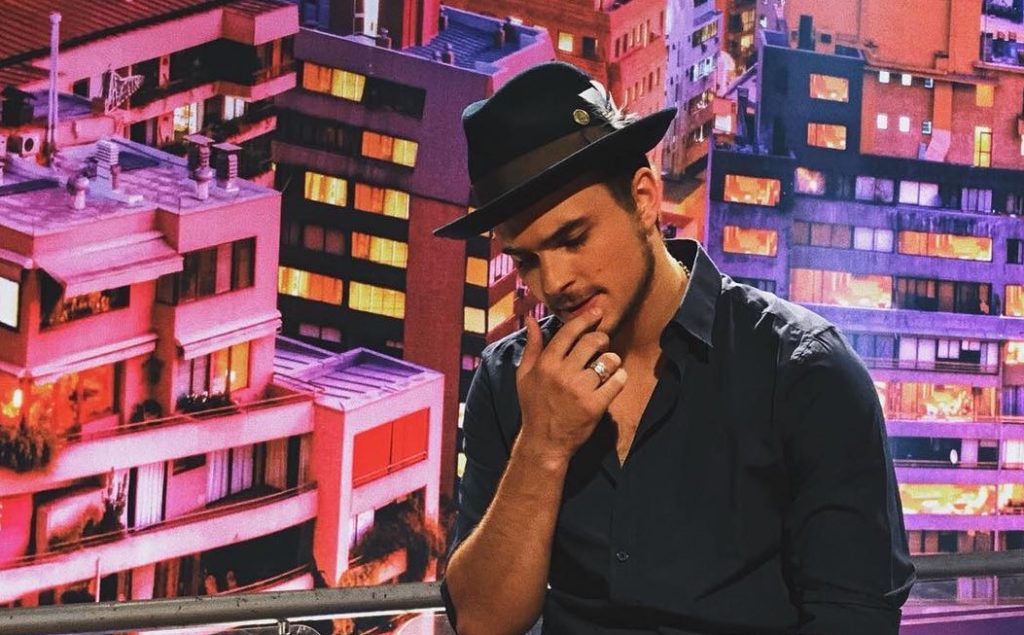 “El Festival empeora cada año”: Las reacciones tras la confirmación de Augusto Schuster para Viña 2018